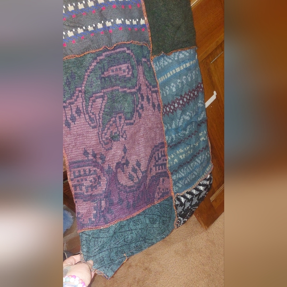 UO Urban Renewal Re/Creative Remade Patterned Sweater Maxi Skirt - Picture 5 of 10